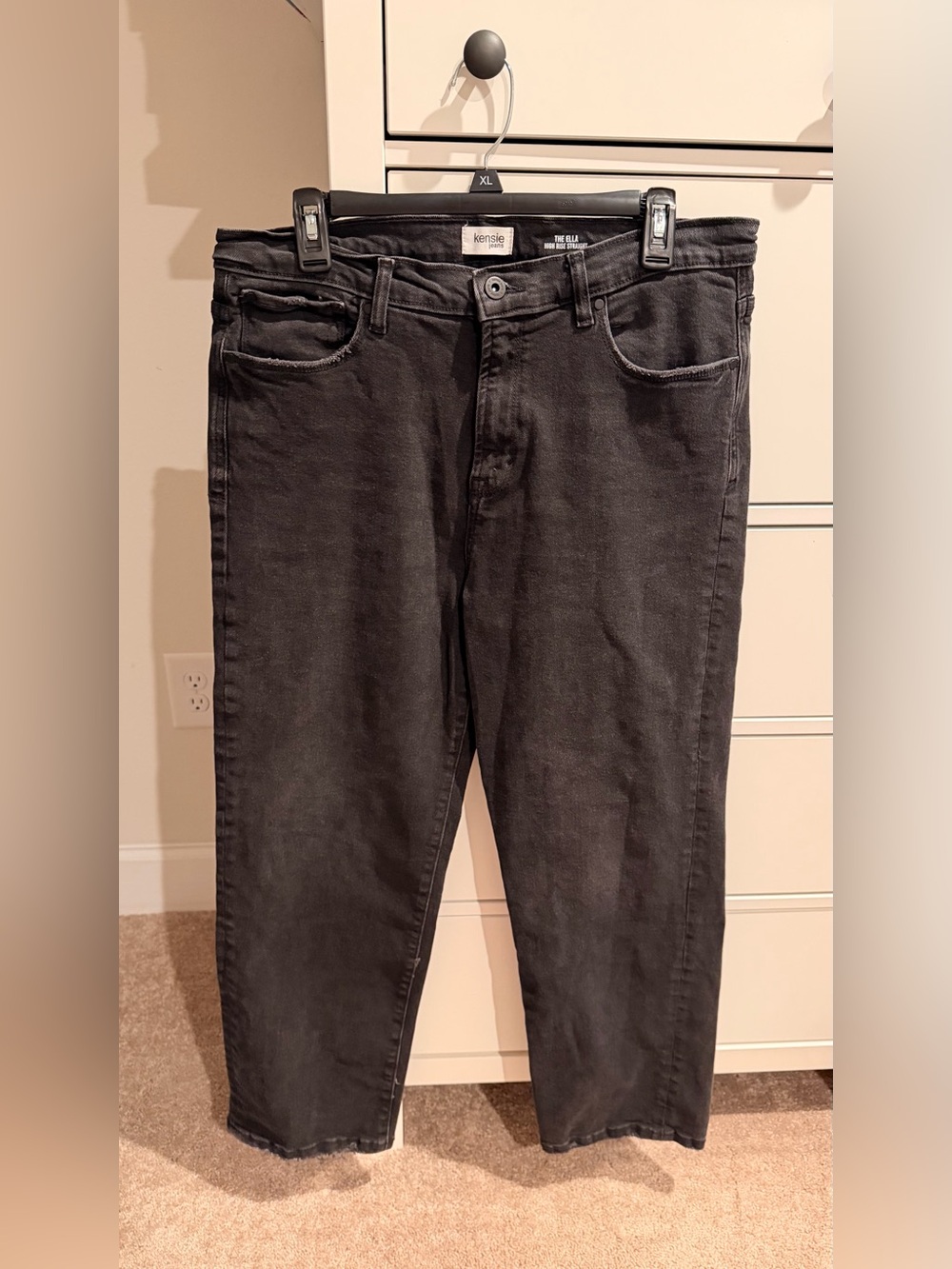 Kensie Women’s Black Slim Straight Jeans